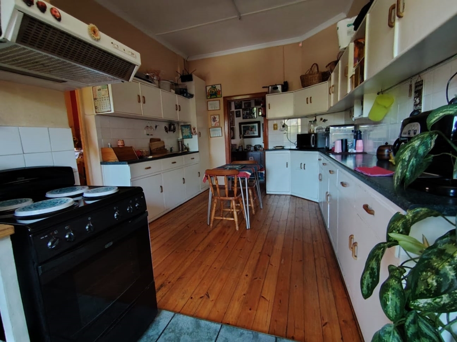 5 Bedroom Property for Sale in Glenlilly Western Cape